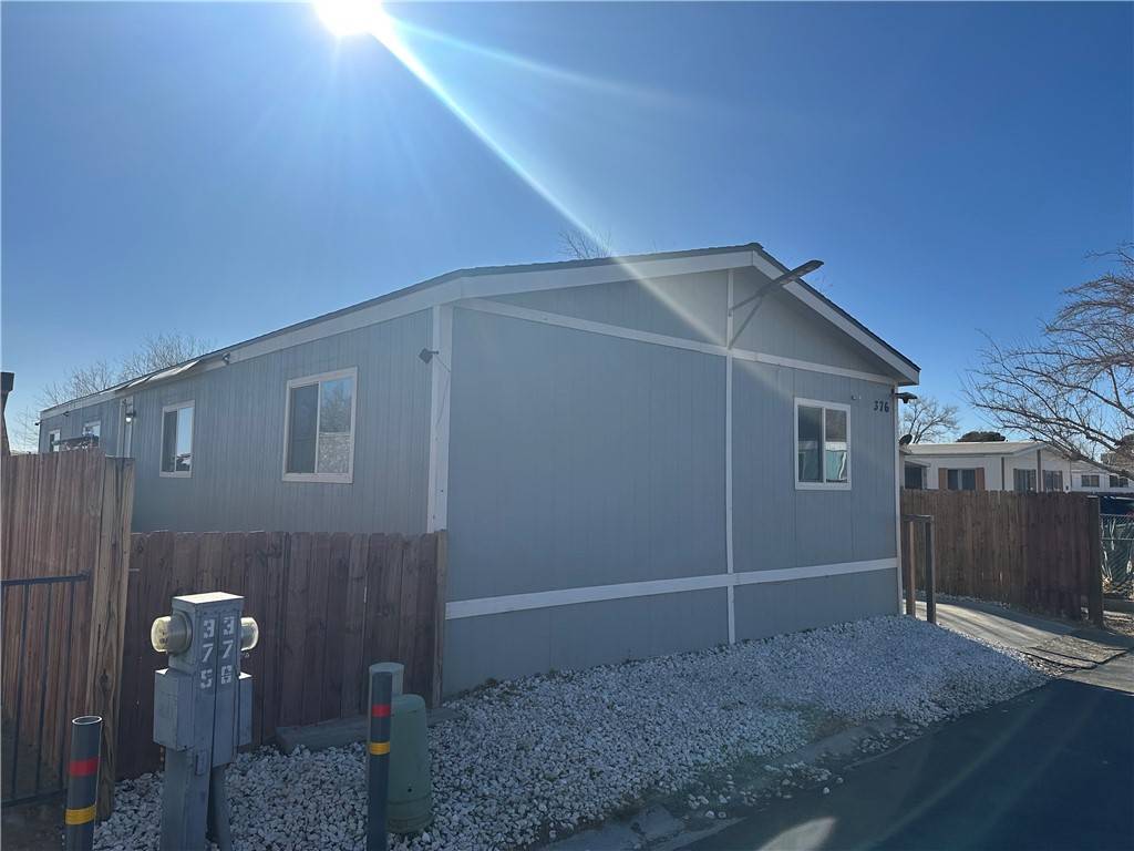 Rosamond, CA 93560,3300 15th Street #376