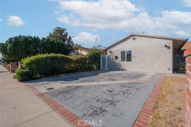 Canoga Park (los Angeles), CA 91304,8401 Hillview Avenue