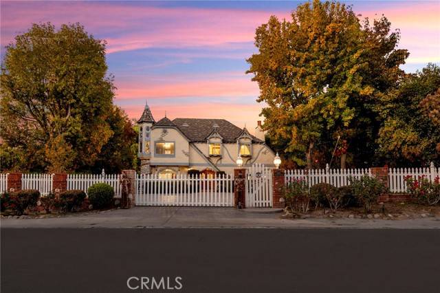 Newhall (santa Clarita), CA 91321,21161 Placerita Canyon Road