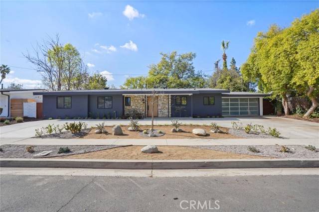 Woodland Hills (los Angeles), CA 91364,4801 Almidor Avenue