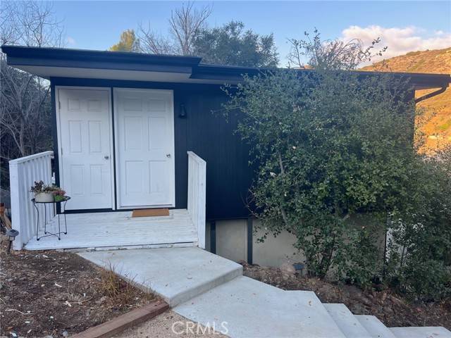 Agoura Hills, CA 91301,28925 Cove Place