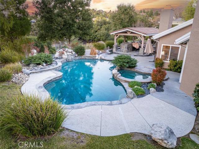 Canyon Country (santa Clarita), CA 91387,15405 Saddleback Road