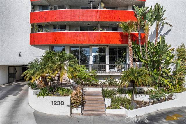 West Hollywood, CA 90069,1230 Horn Avenue #101