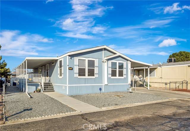 Rosamond, CA 93560,2109 Windflower Drive #106