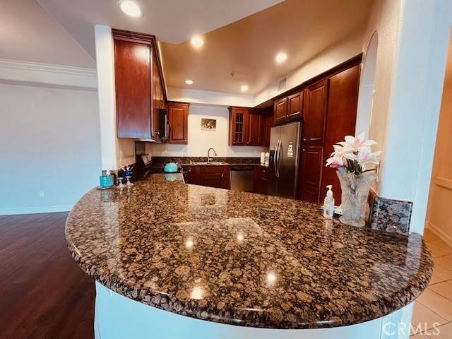 Sherman Oaks, CA 91401,14242 Burbank Boulevard #103