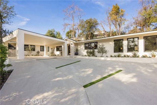 Tarzana (los Angeles), CA 91356,19629 Wells Drive