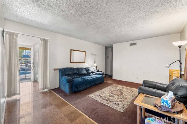 Lancaster, CA 93535,45421 4th Street