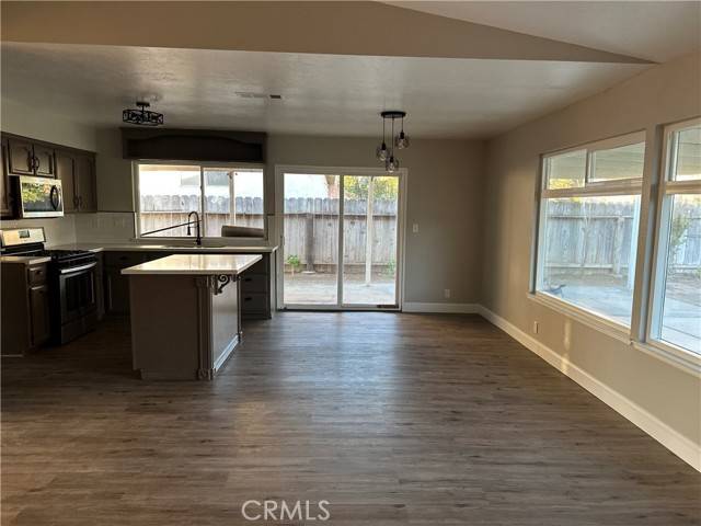 Merced, CA 95340,3514 Oakhurst Avenue