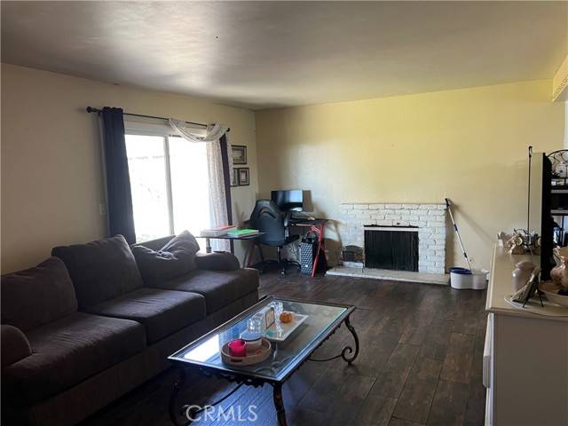 Bakersfield, CA 93306,2708 Tangerine Street