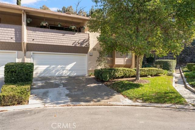 Newhall (santa Clarita), CA 91321,26115 Rainbow Glen Drive