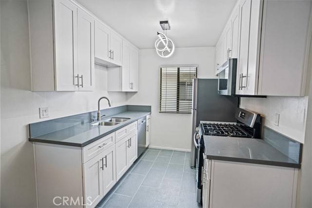 West Hollywood, CA 90069,836 Westbourne Drive #202