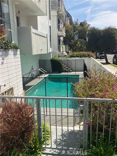Santa Monica, CA 90403,1033 3rd Street #209