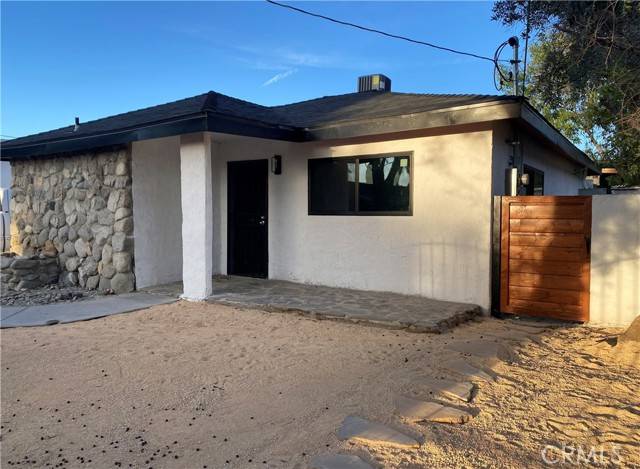 San Fernando, CA 91340,1217 Woodworth Street