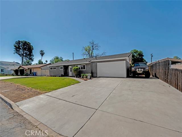 Thousand Oaks, CA 91360,1316 Calle Tulipan
