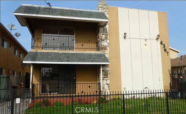 Hawthorne, CA 90250,4367 W 142nd Street