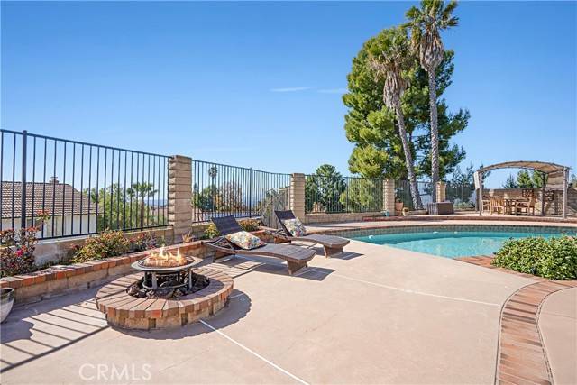Thousand Oaks, CA 91362,2332 Mccrea Road