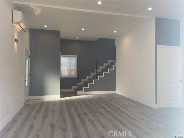 Northridge (los Angeles), CA 91325,8458 Canby Avenue