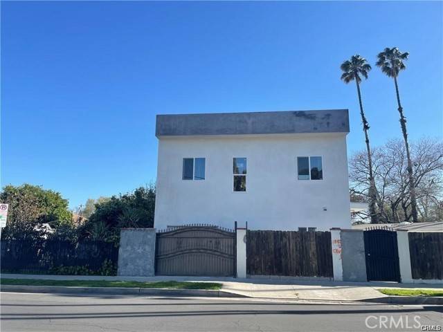 Northridge (los Angeles), CA 91325,8458 Canby Avenue