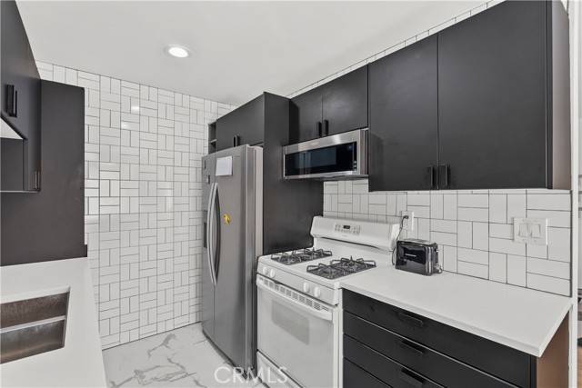Chatsworth (los Angeles), CA 91311,9920 Jordan Ave #11