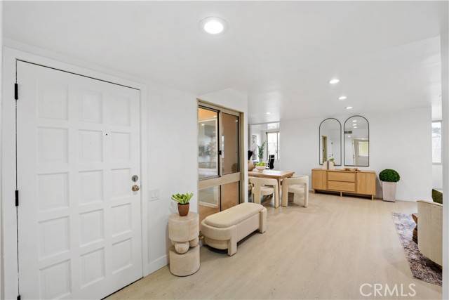 Encino (los Angeles), CA 91316,5301 Balboa Boulevard #M4