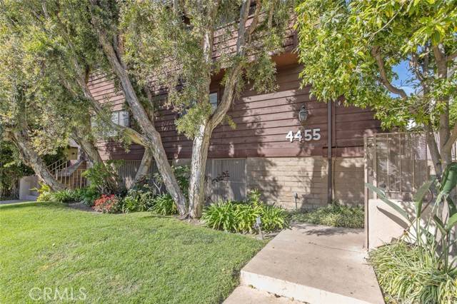 Sherman Oaks, CA 91423,4455 Fulton Avenue #4
