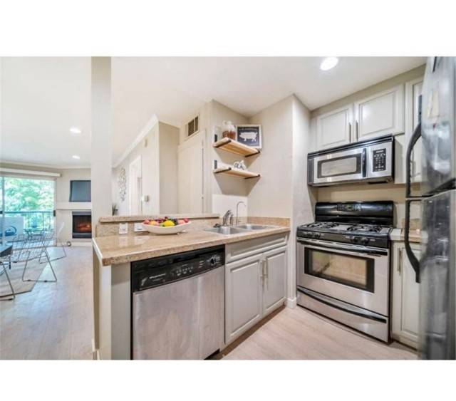 Woodland Hills (los Angeles), CA 91367,5500 Owensmouth Avenue #234