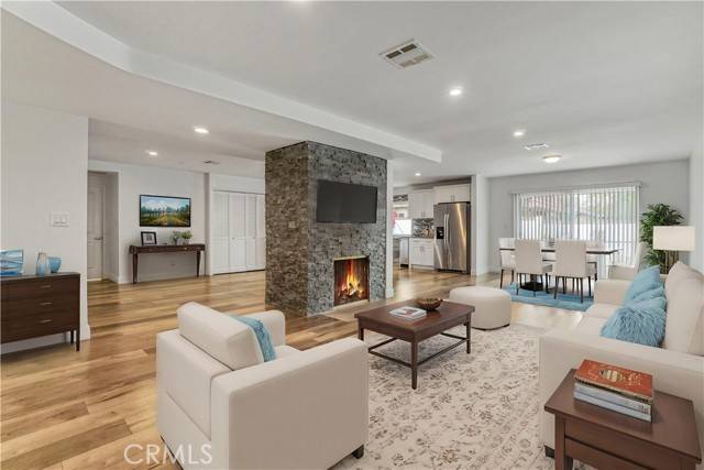 West Hills (los Angeles), CA 91304,23205 Ingomar Street