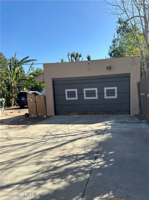 Van Nuys (los Angeles), CA 91405,6738 Sylmar Avenue