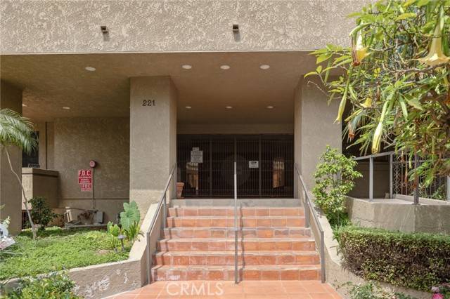 Pasadena, CA 91101,221 S Oak Knoll Avenue #308
