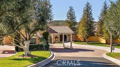 Valencia (santa Clarita), CA 91354,23751 Spruce Meadow Court