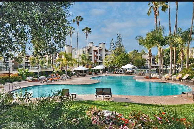 Woodland Hills (los Angeles), CA 91367,5525 Canoga Avenue #318