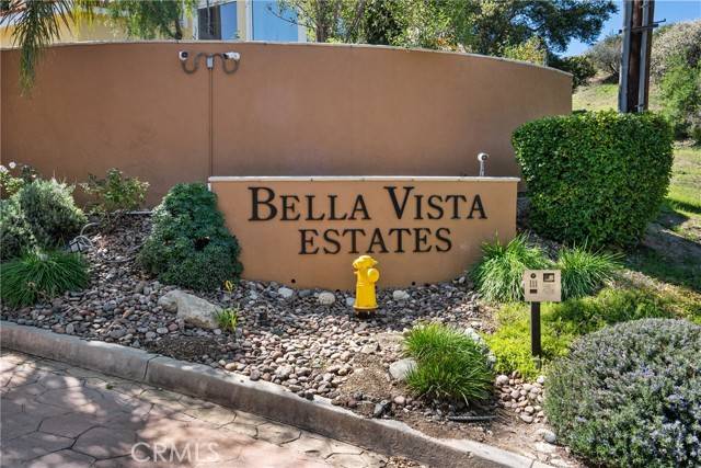 Newhall (santa Clarita), CA 91321,24845 Bella Vista Drive