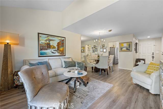 Simi Valley, CA 93063,6029 Oldenberg Way