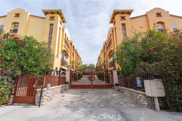 Tujunga (los Angeles), CA 91042,10148 Fernglen Avenue #2