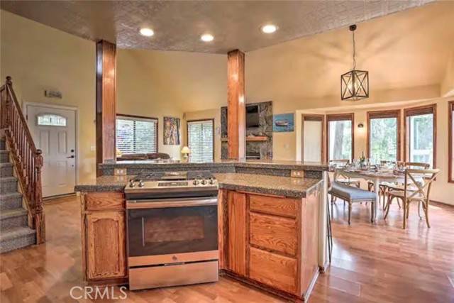 Crestline, CA 92325,920 Arbula Drive