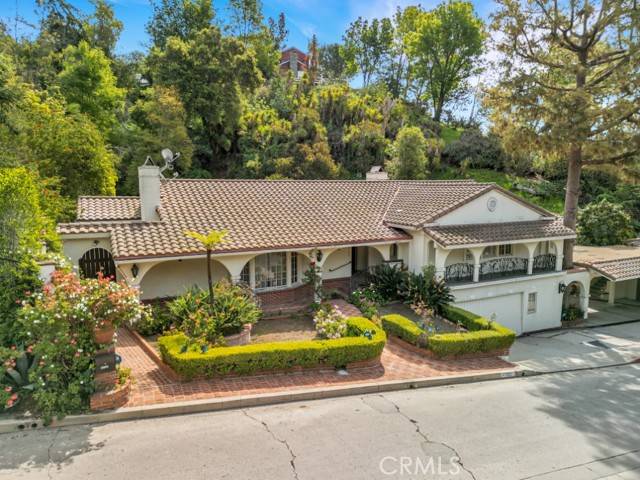 Los Angeles, CA 90068,2720 Outpost Drive