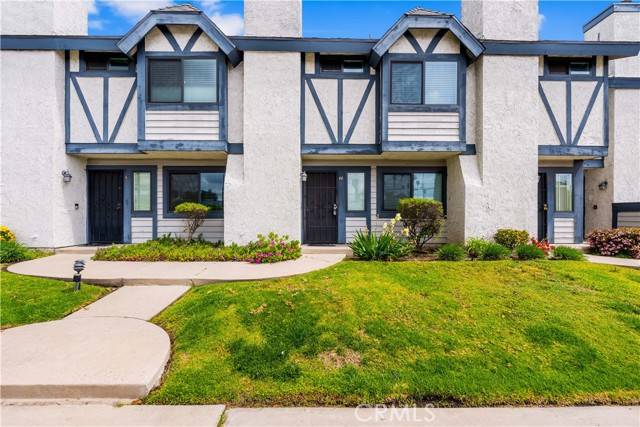 Reseda (los Angeles), CA 91335,19231 Sherman Way #44