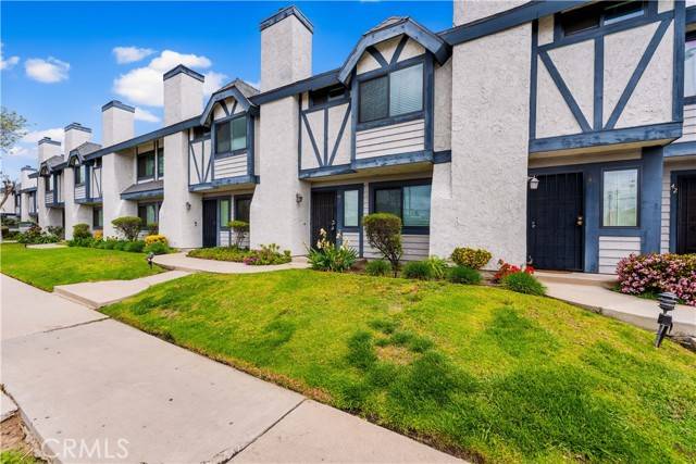 Reseda (los Angeles), CA 91335,19231 Sherman Way #44