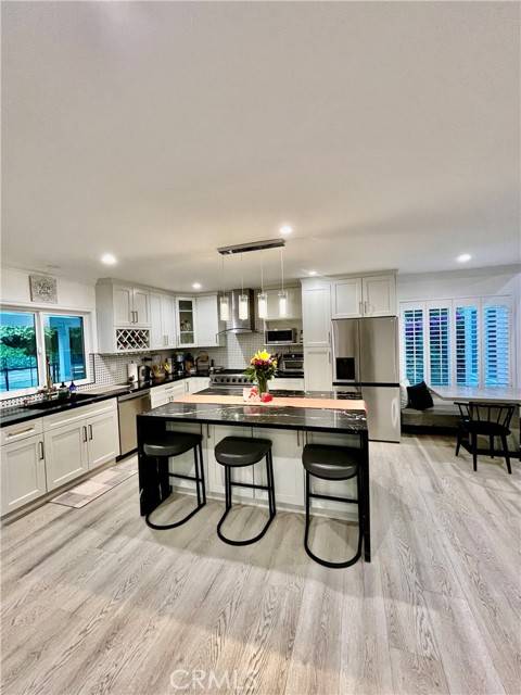 Porter Ranch (los Angeles), CA 91326,10468 Des Moines Avenue