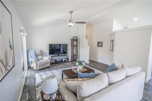 Canyon Country (santa Clarita), CA 91351,20075 Crestview Drive