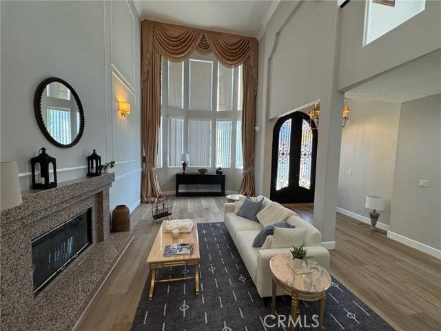 Woodland Hills (los Angeles), CA 91364,21215 Escondido Street