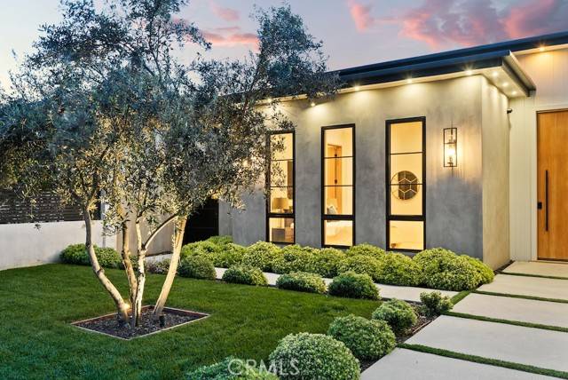 Tarzana (los Angeles), CA 91356,5727 Cahill Avenue