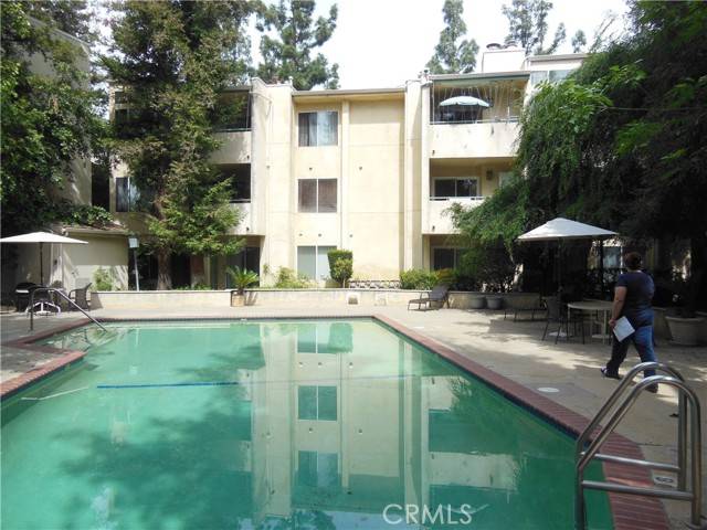 Canoga Park (los Angeles), CA 91304,7800 Topanga Canyon Boulevard #323