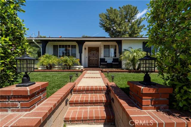 North Hills (los Angeles), CA 91343,16515 Casey Street