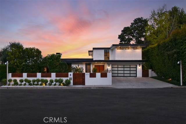 Encino (los Angeles), CA 91436,3516 Terrace View Drive