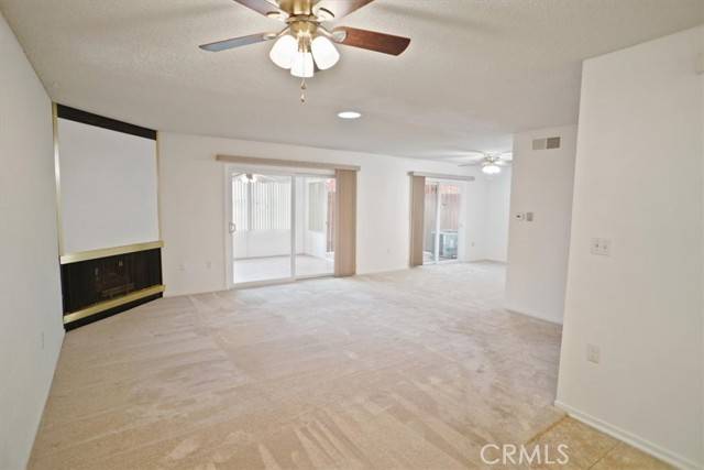Newhall (santa Clarita), CA 91321,26822 Avenue Of The Oaks