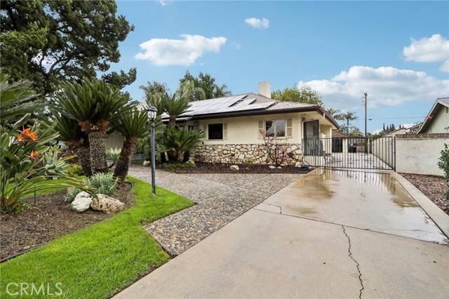 Northridge (los Angeles), CA 91325,8942 Oak Park Avenue