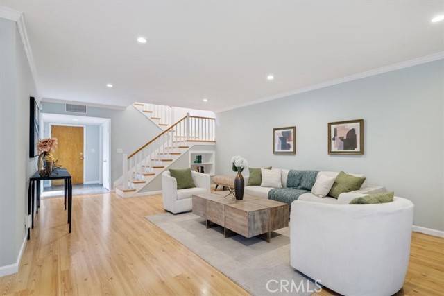 Toluca Lake (los Angeles), CA 91602,10620 Landale Street #3