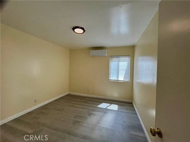 Woodland Hills (los Angeles), CA 91367,24326 Burbank Boulevard #A