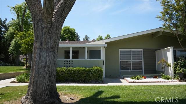 Newhall (santa Clarita), CA 91321,19110 Avenue Of The Oaks #D
